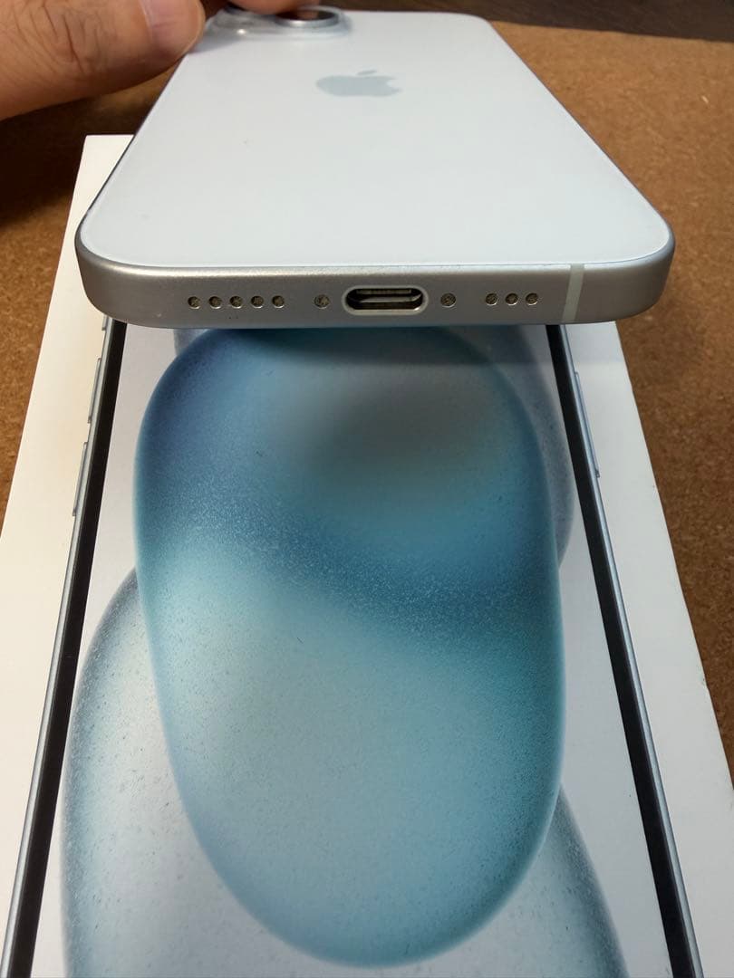 iPhone15 本体 256gb ブルー SIMフリー