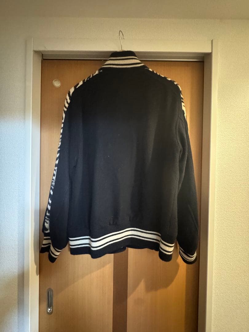 Needles スタジャン　YZERR着用