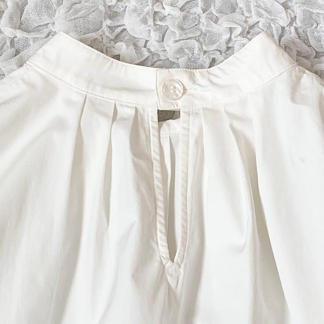 ADORE アドーア　スタンドカラーブラウス　M L 白　袖ボタン　ボリューム袖