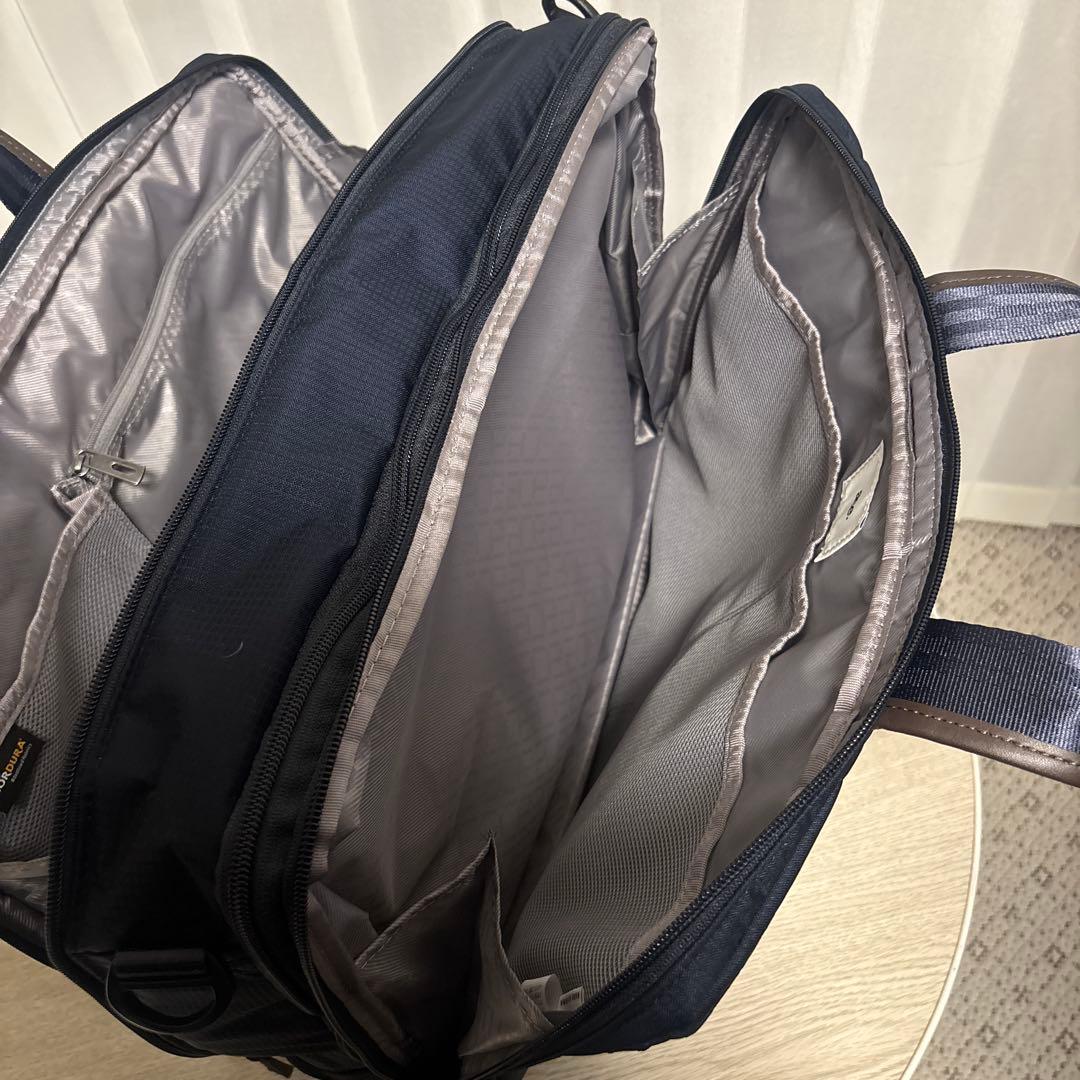 お値下げ[美品] ace. ビジネスバッグ　B4収納可　ネイビー