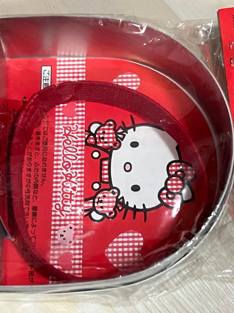 未使用品　レトロ　1993年　サンリオ　ハローキティ アルミ弁当箱 昔　希少