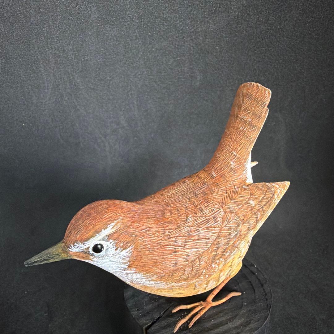 ミソサザイ　木彫りの野鳥　バードカービング　野鳥彫刻　リアル野鳥