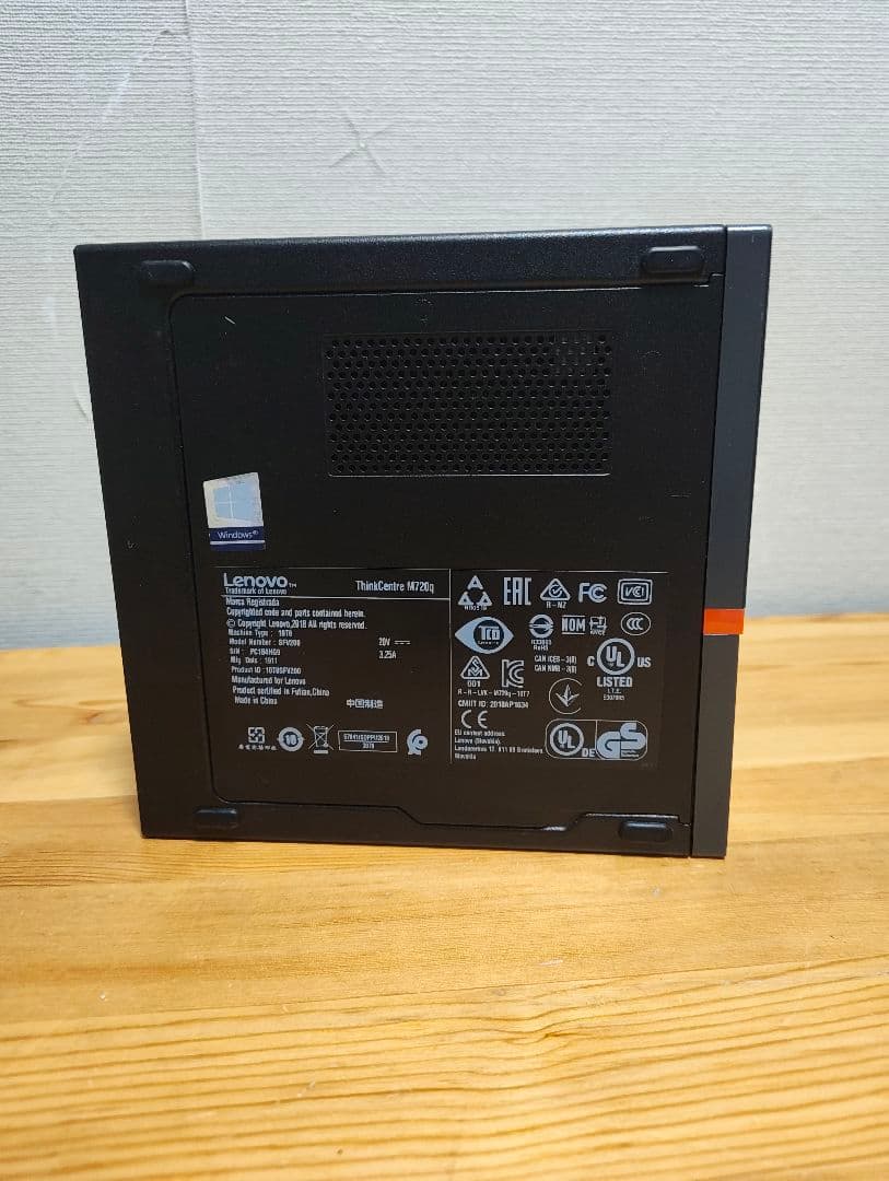 Win11 intel第8世代 Lenovo ThinkCentre M720q