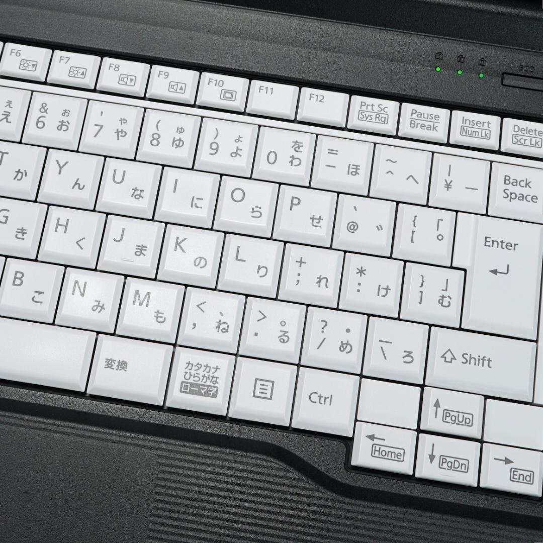 メモリ増設可✨美品の２０２１年製✨第１０世代コアｉ５に高性能ＳＳＤ＆１６Ｇメモリ