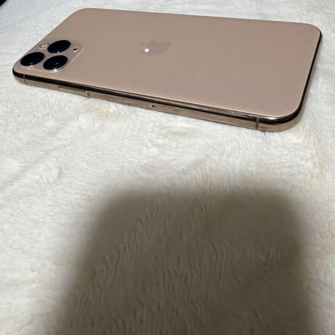 美品　iPhone 11Pro