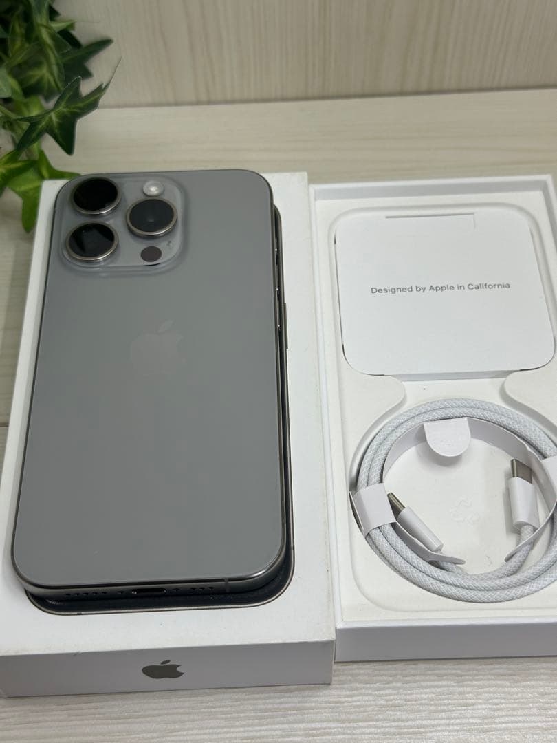 あ*h様 ✅【動作未確認】iphone 15 Pro 256GB❣️国内版SIM