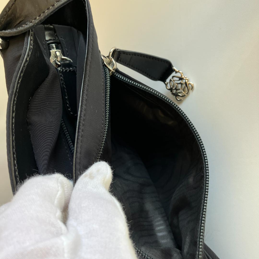 S*️様 LOEWE ロエベ　ショルダーバッグ　パズル　アナグラム　ナイロン&レ