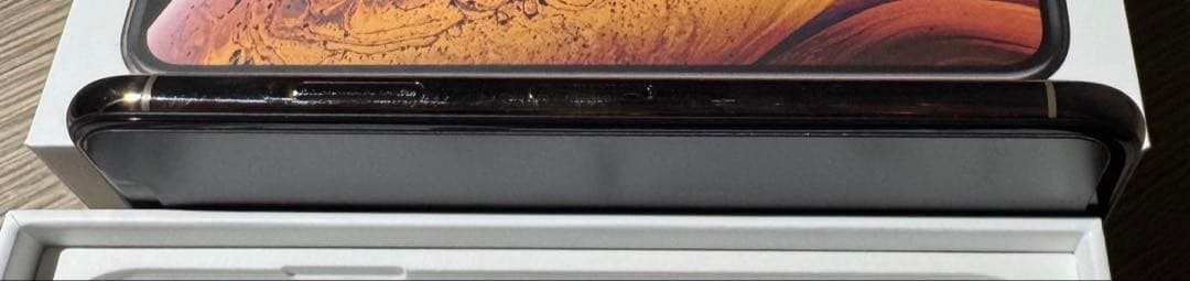 iPhone Xs 64GB 81% ゴールド SIMフリー