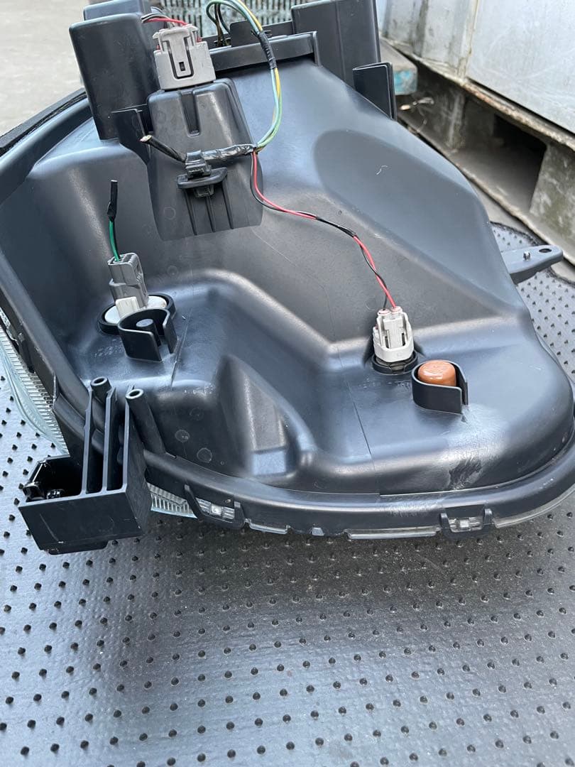 DA17V エブリィ　ヘッドライト　左側　助手席側