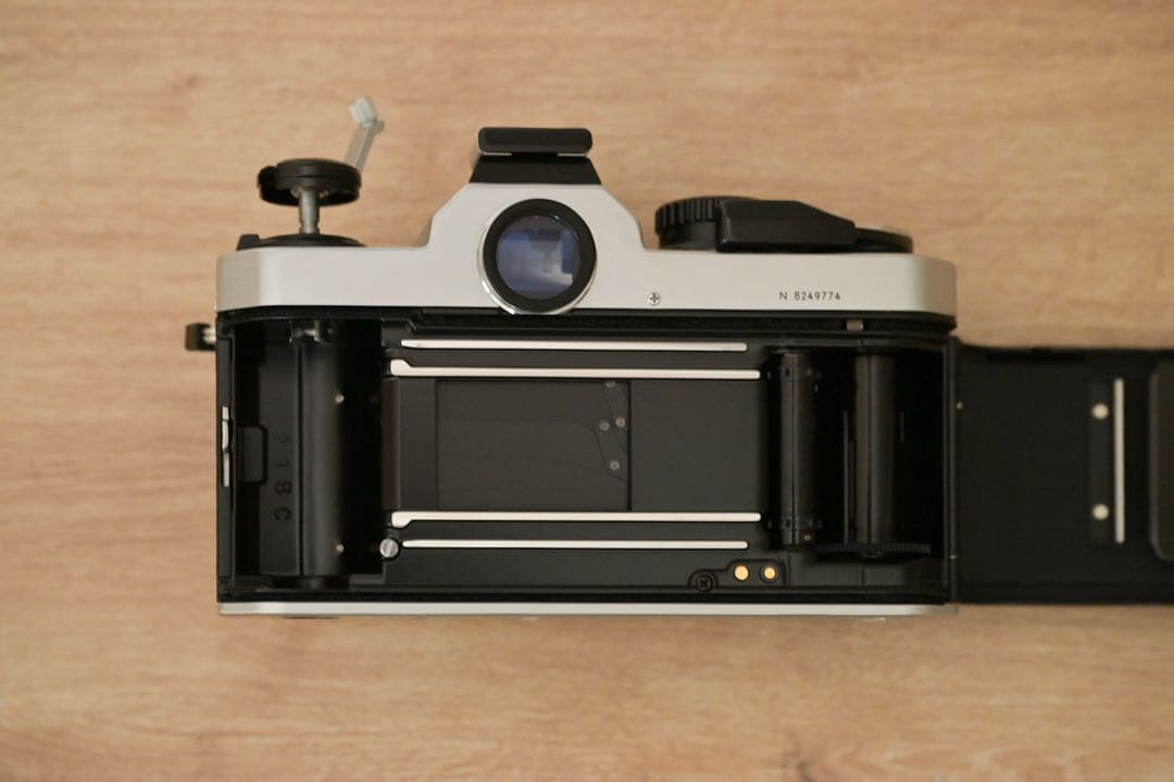 Nikon New FM2 シルバー