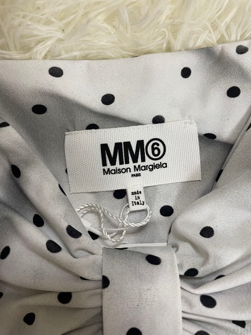 【新品タグ付き】MM6メゼンマルジェラ　ボディスーツ　キャミソール　ハートリボン