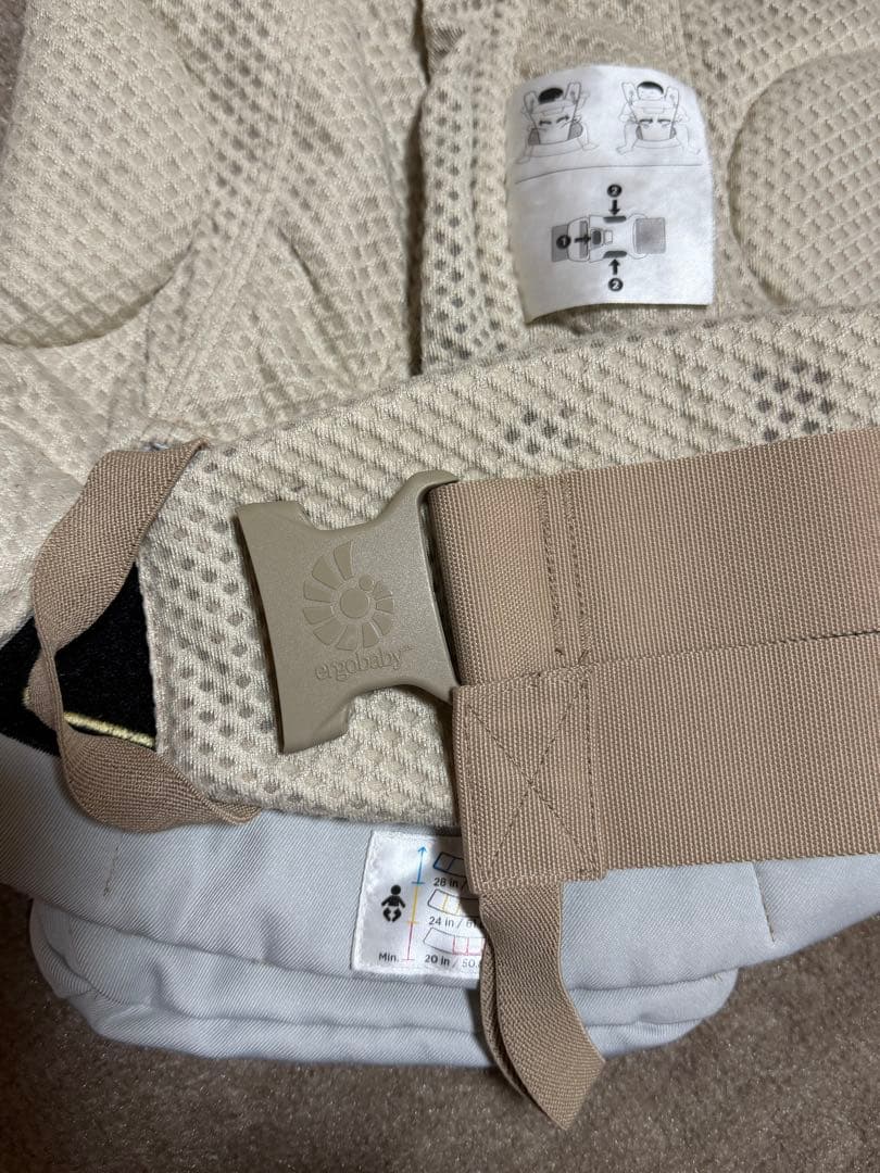 エルゴ　オムニブリーズ　抱っこ紐 サンドベージュ