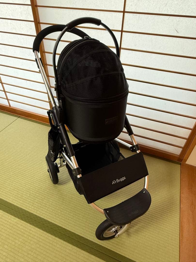 値下げしました【美品】AirBuggy エアバギー　ブラック ペットカート