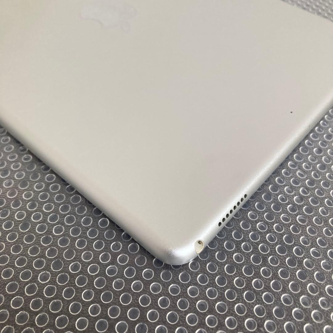 340 電池最良好☆iPad Pro 256GB 10.5インチ WIFIモデル