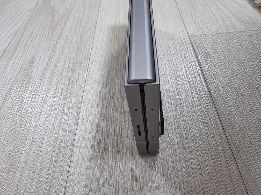 Galaxy Z fold6 1TB シルバー おサイフケータイ対応　Sペン付き