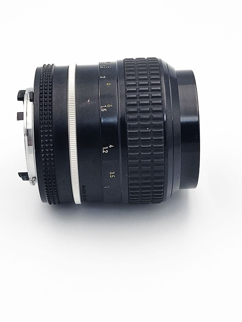 ニコン Nikon Ai NIKKOR 105mm F2.5