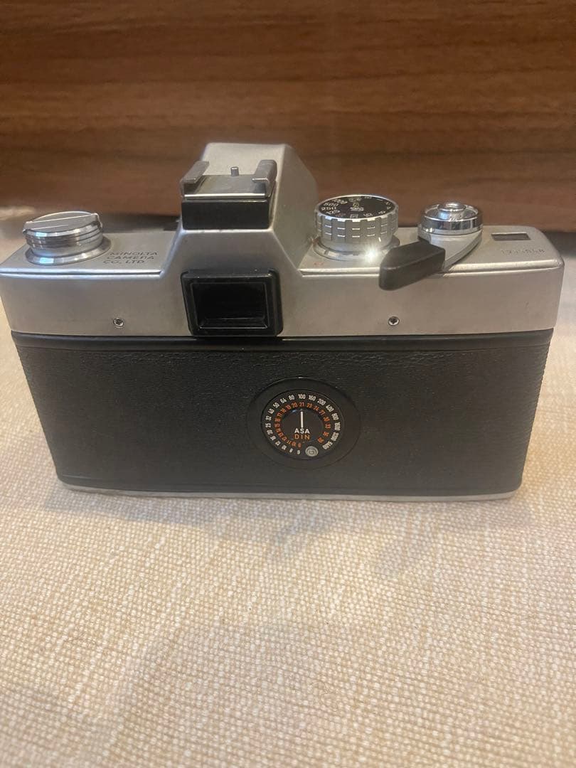 フィルムカメラ MINOLTA SR-T101 + MC ROKKOR-PF 55mm F1.7