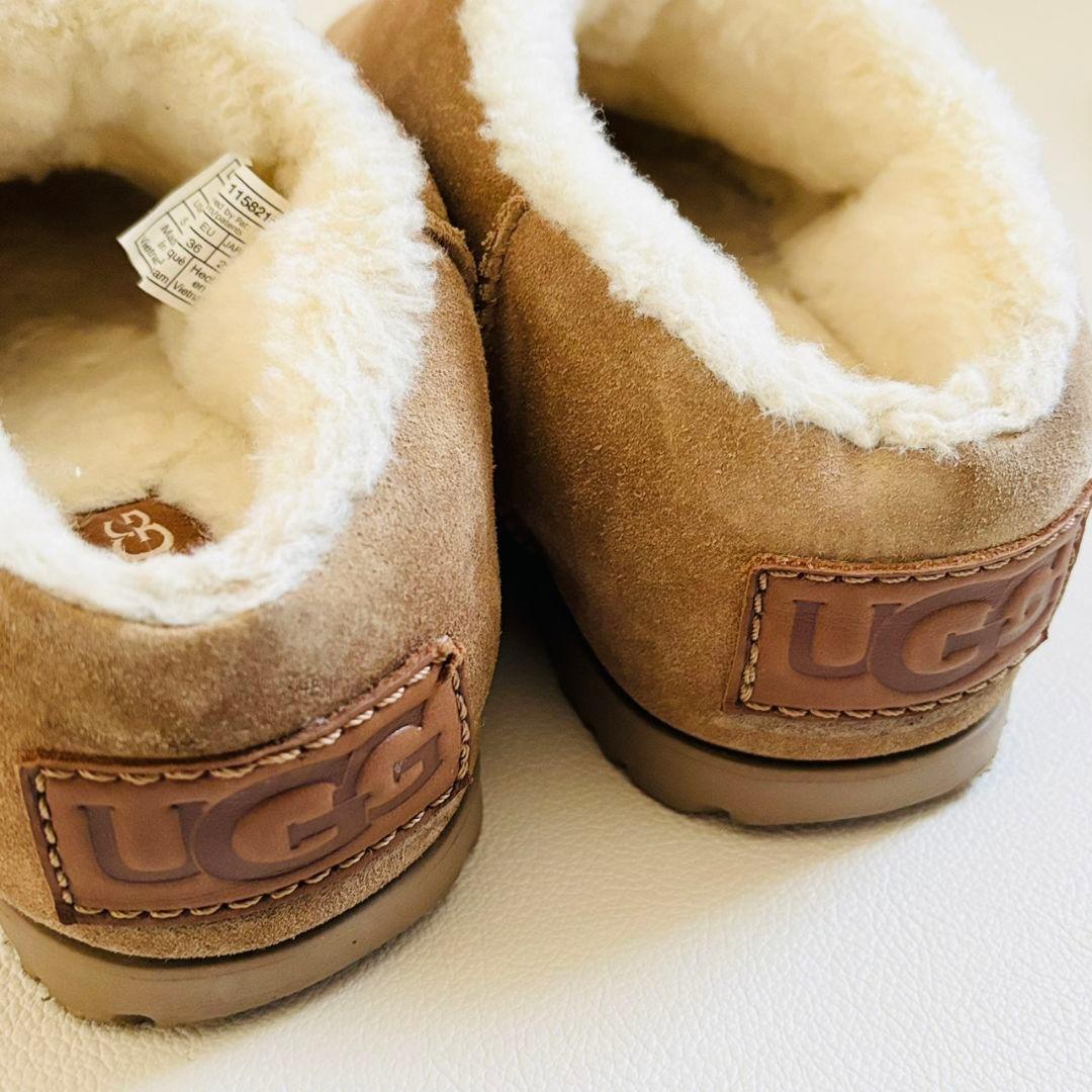 2743 UGG アグ パンプドスライド　ムートンブーツ