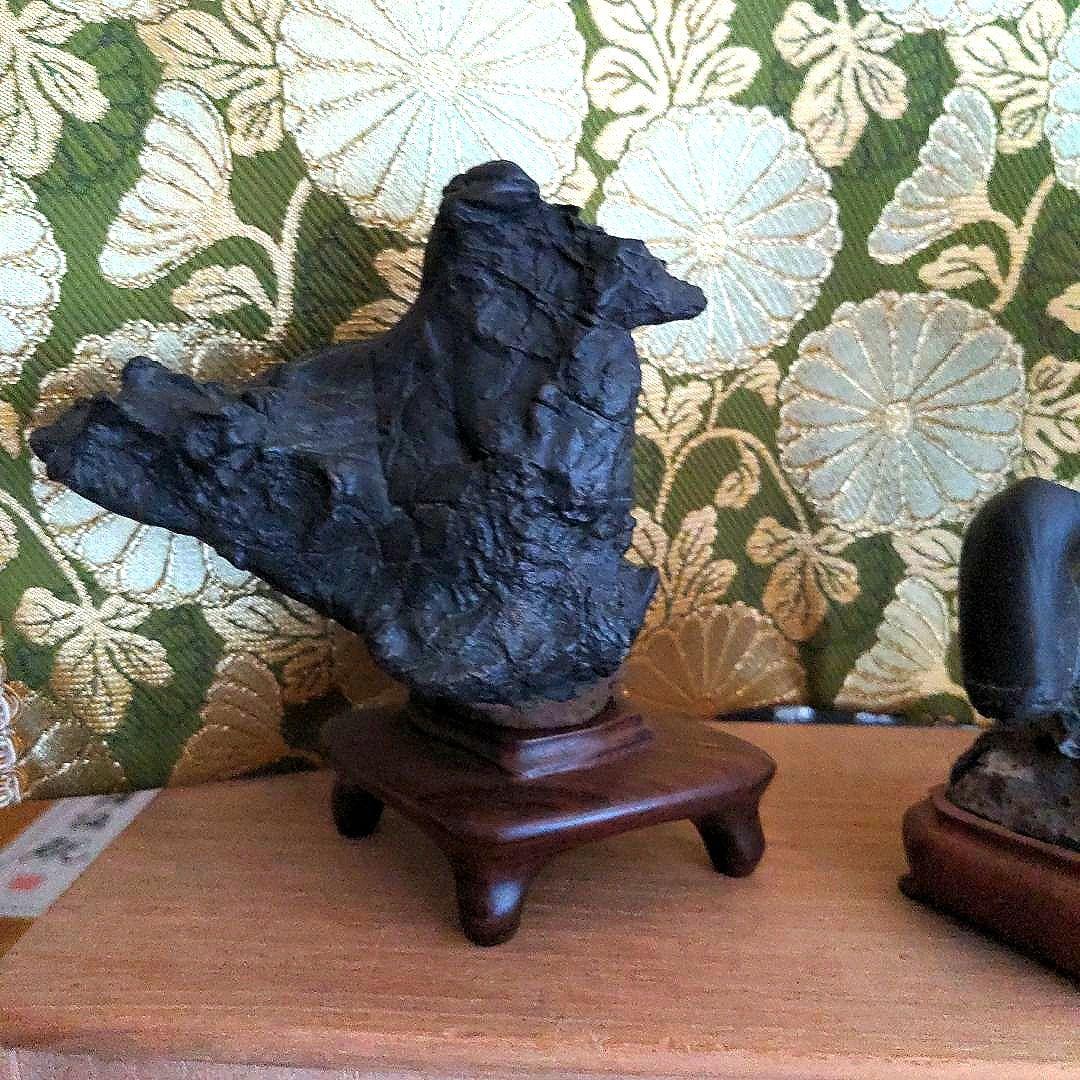 【最終価格】紀州名産　古谷石　銘、親子鶏　　谷本百穂箱書付　水石　盆石