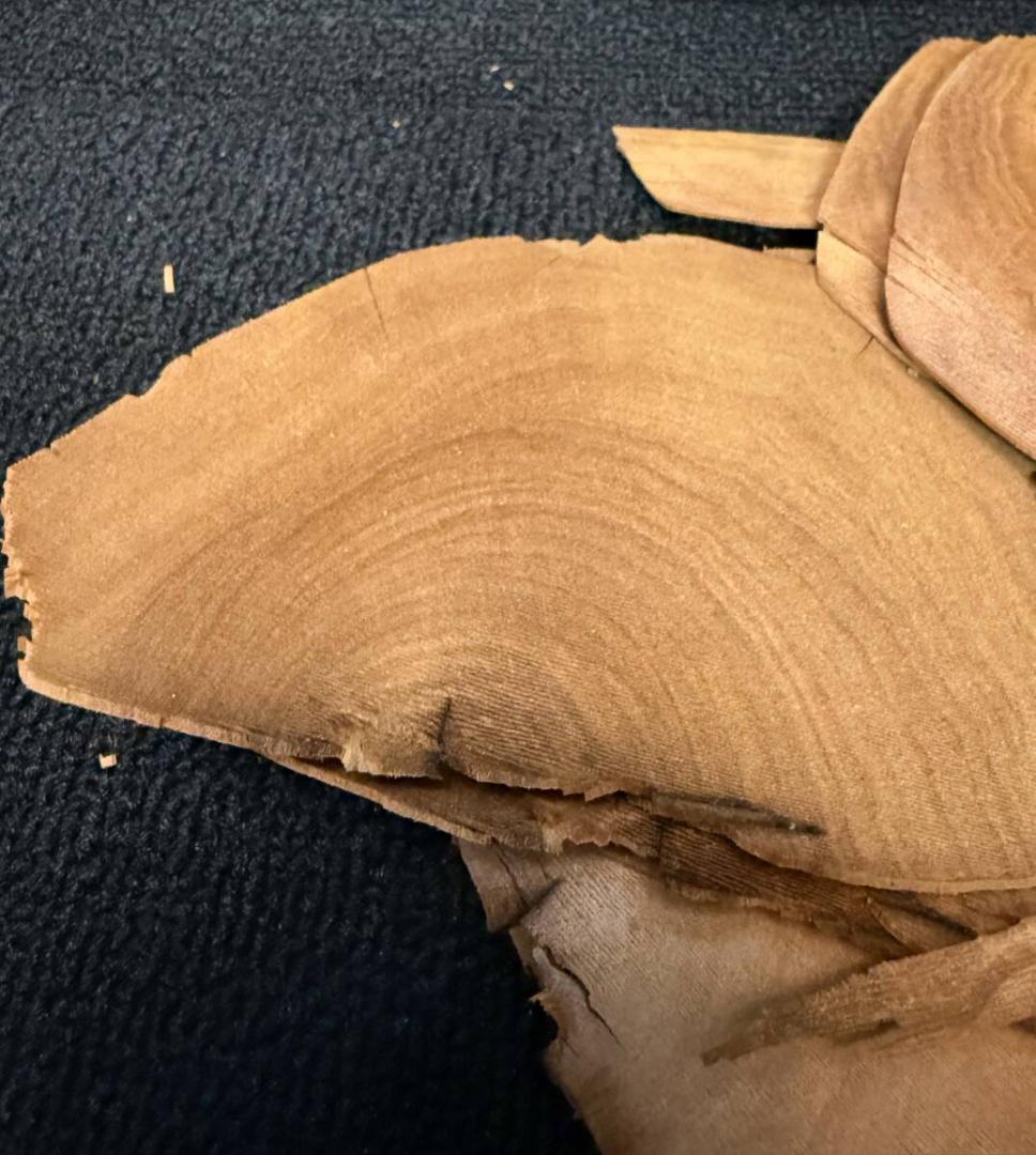 白檀 香木 薄切り ガラスケース付 109g 岡崎市発送 7195