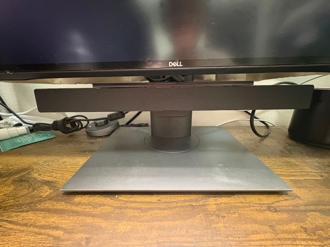 DELL U2720QMディスプレイ本体、AC511Mスピーカー付き