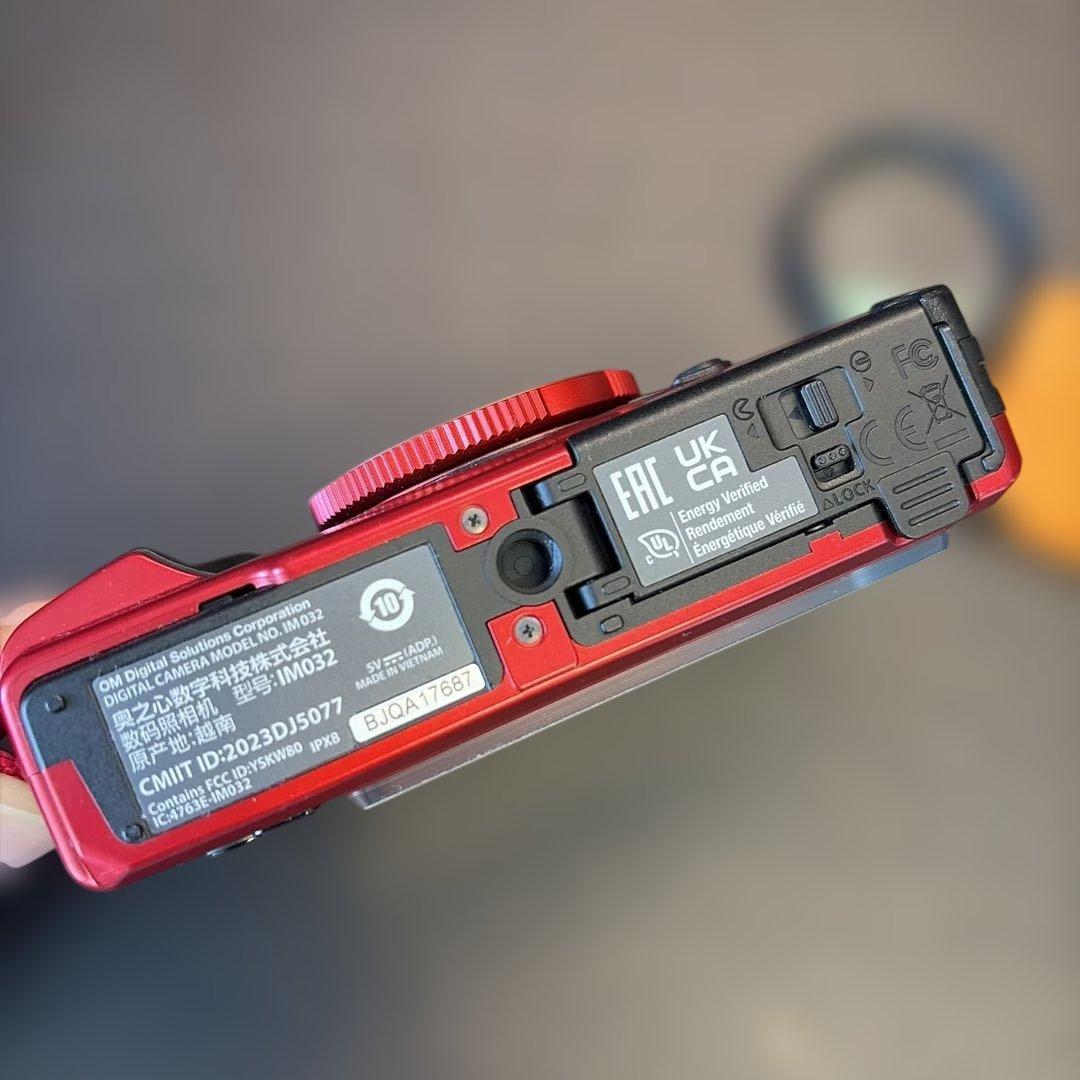 OM SYSTEM TG-7 デジタルカメラ 赤