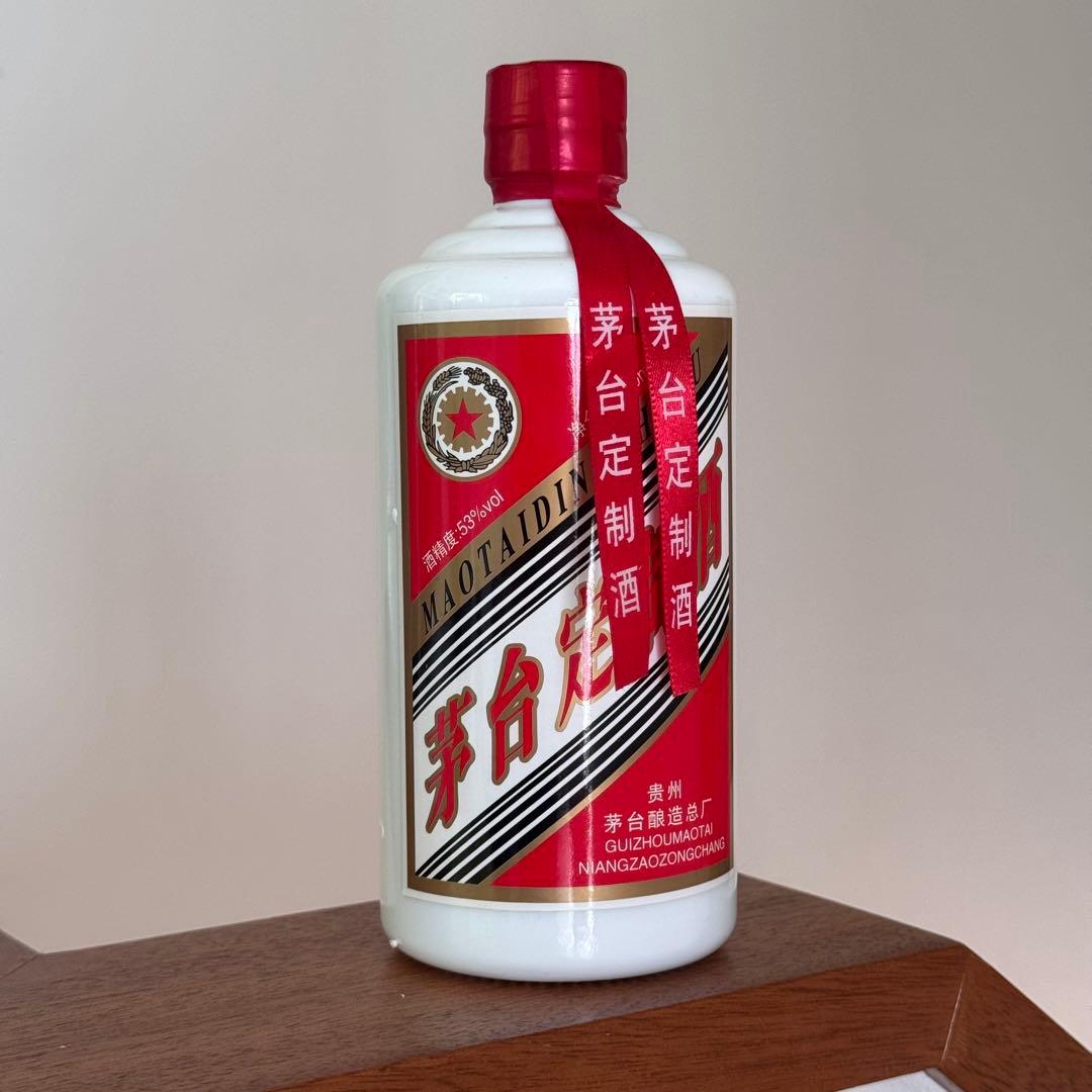 マオタイ MAOTAI 中国高級お酒 茅台定制酒 500ml 53%