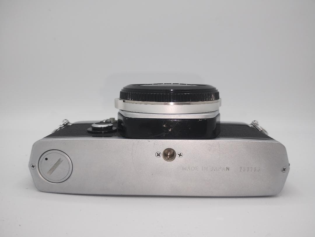 【完動品 良品】OLYMPUS OM-1 一眼レフカメラ シルバー 動作確認済み