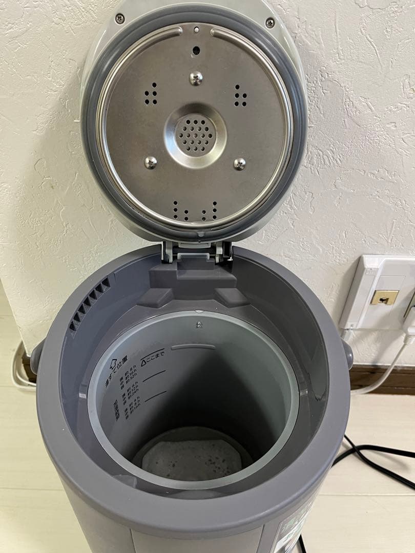 23年製　ZOJIRUSHI スチーム式加湿器 EE-DD35