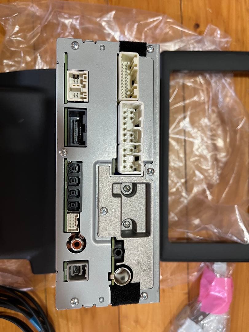 純正DAIHATSU AVH-0519 ディスプレイ本体