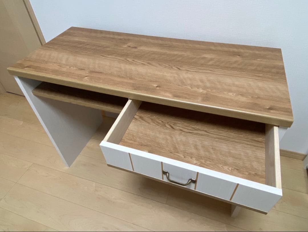 木目調　おしゃれ机 可愛い 学習机　テーブル　机