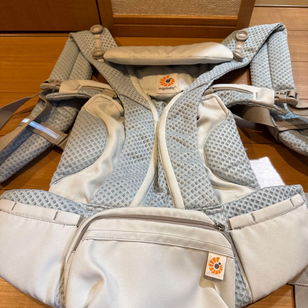 美品　ergobaby OMNI breeze 抱っこ紐