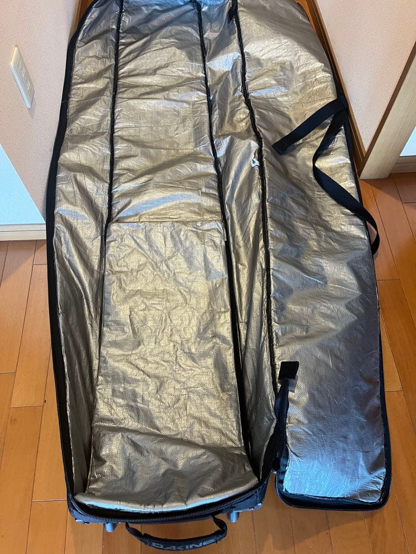 DAKINE スノーボードバッグ ウィール付き ブラック 165