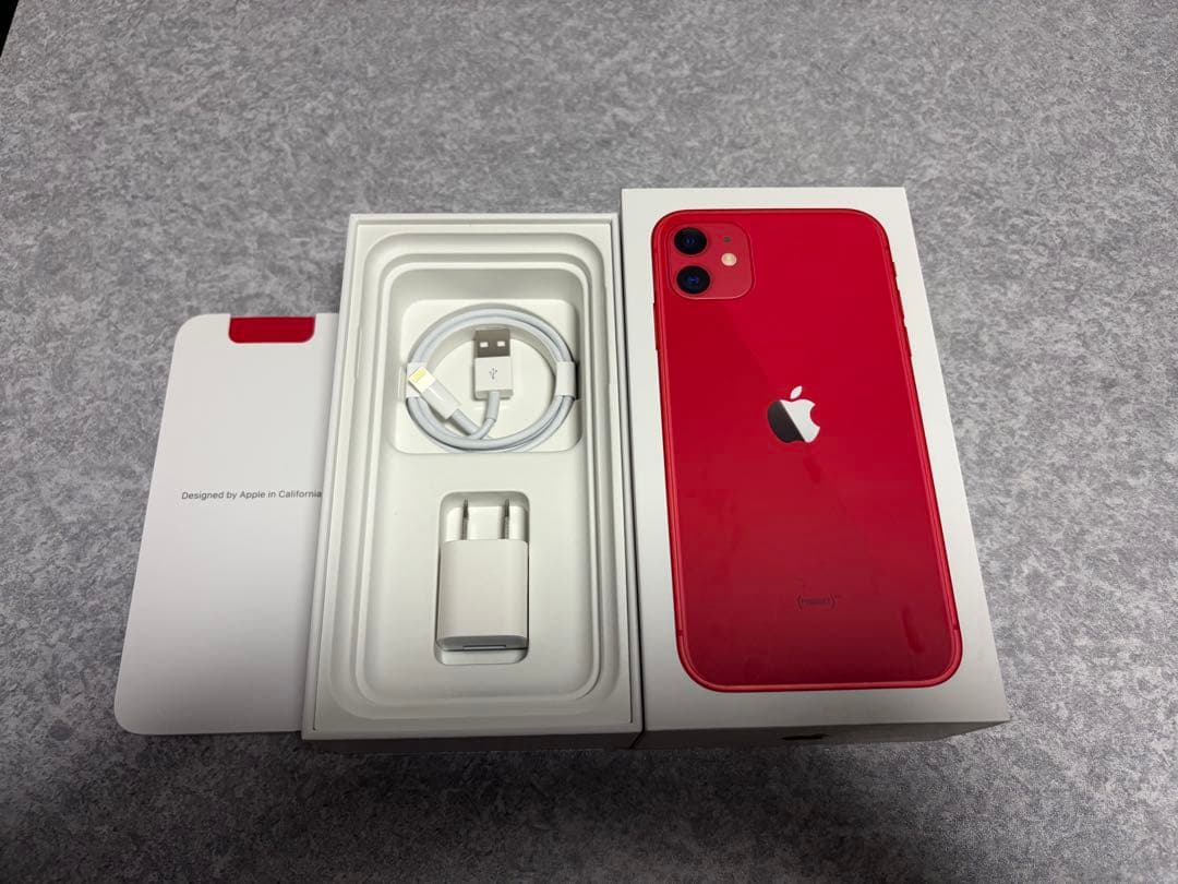 iPhone11 レッド　64GB