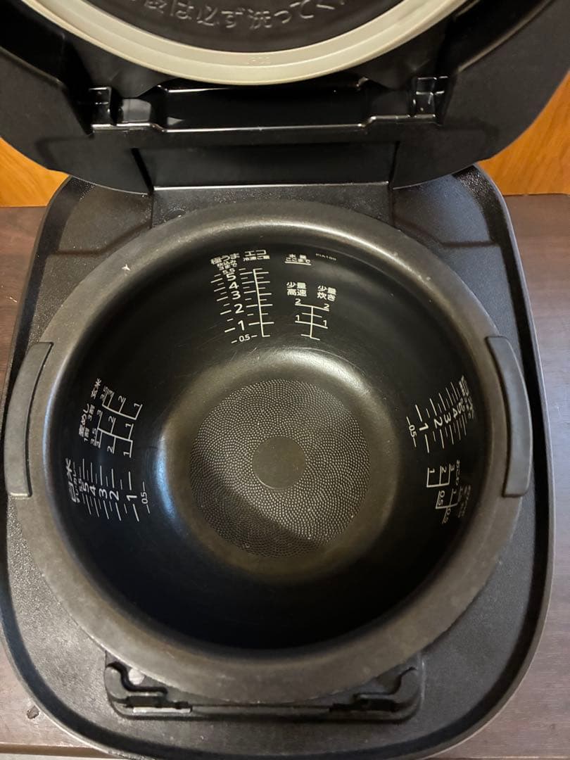 タイガー圧力IH炊飯器 JPI-A100 5合炊きブラック