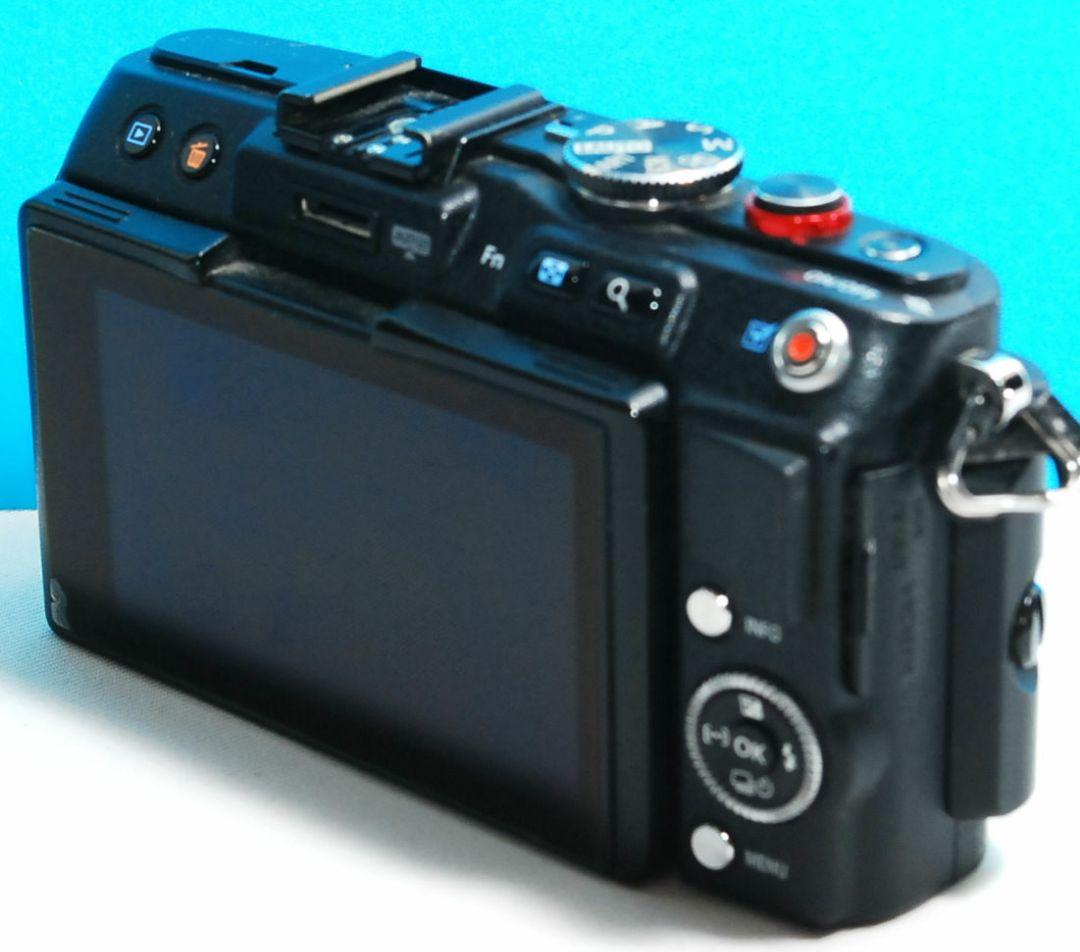 OLYMPUS E PL6 ボディ　ブラック　送料無料