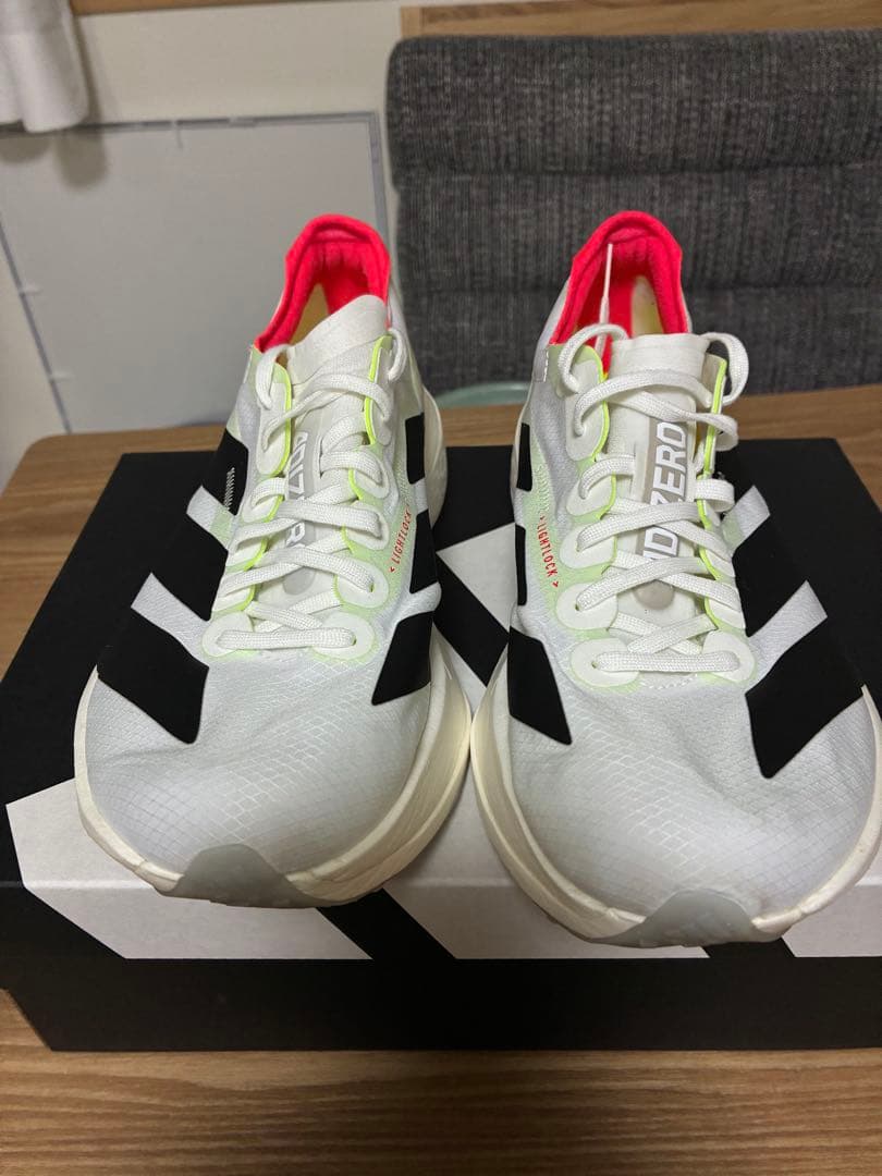 adidas アディオスプロ4