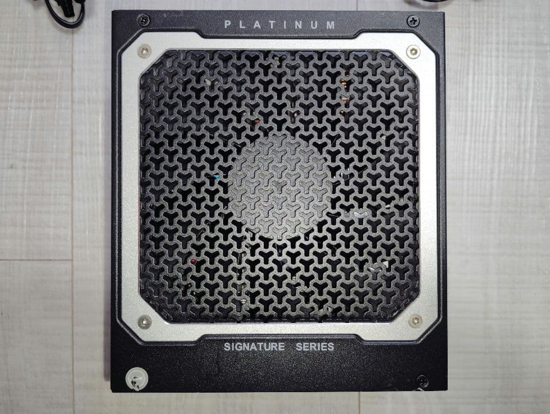 AntecSIGNATURE1300W80PLUS PLATINUM電源ユニット