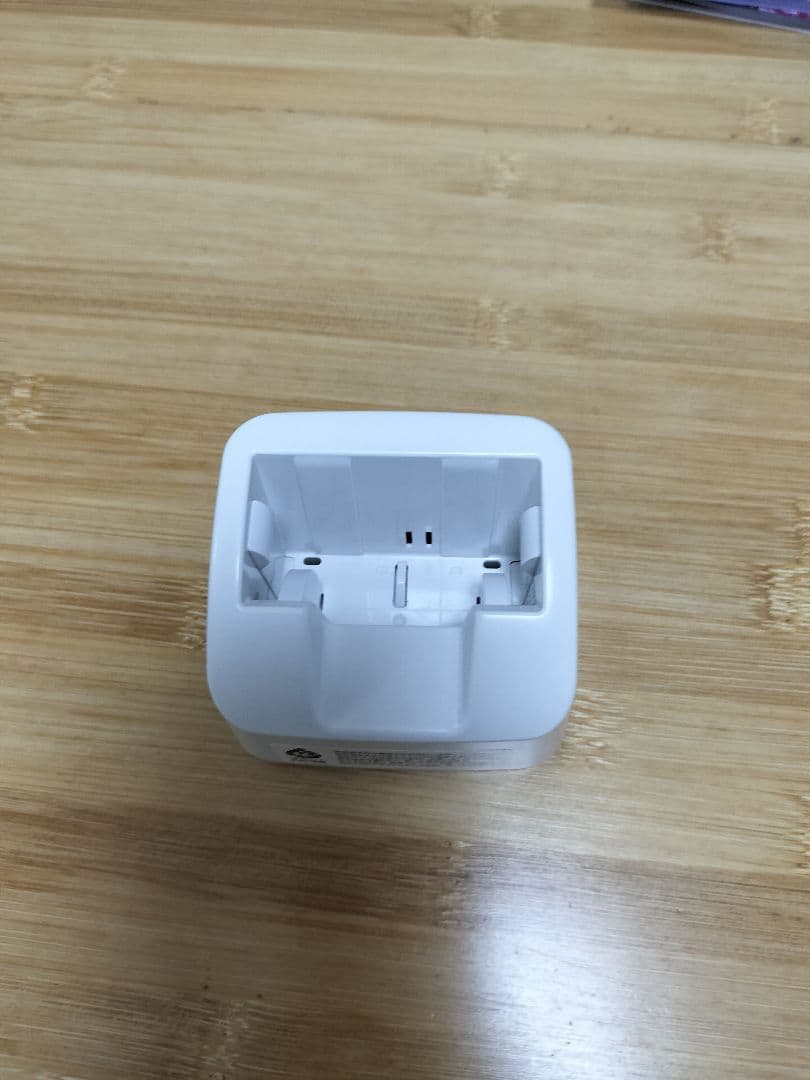 F-01M　らくらくホン　白