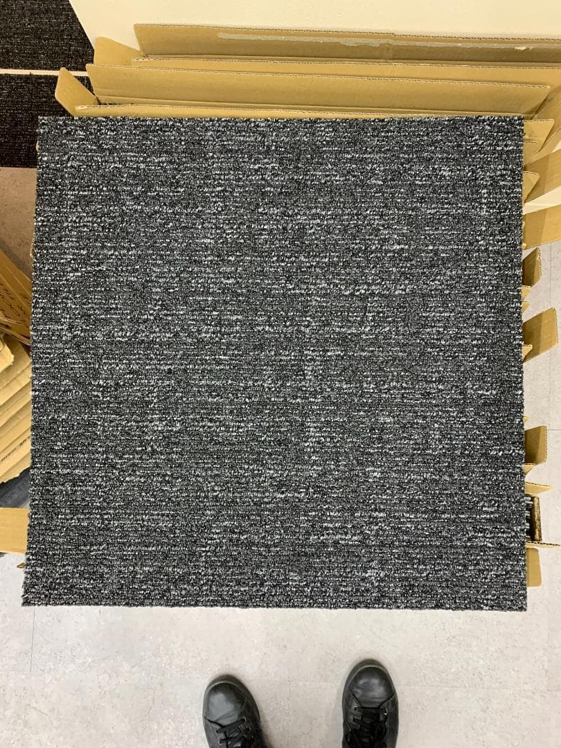 タイルカーペット　東リ　GA3683 50cm x 50cm 52枚　約8畳