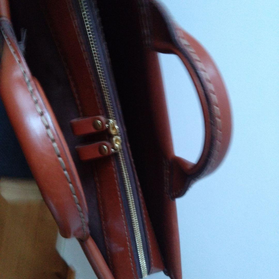 HERZ あおりポケット二本手ビジネスバッグ М チョコ