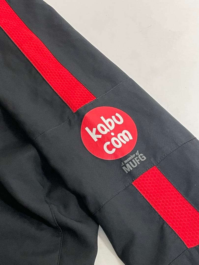 【良品】希少 2017 浦和レッズ 選手支給品 ピステ ウィンドブレーカー L