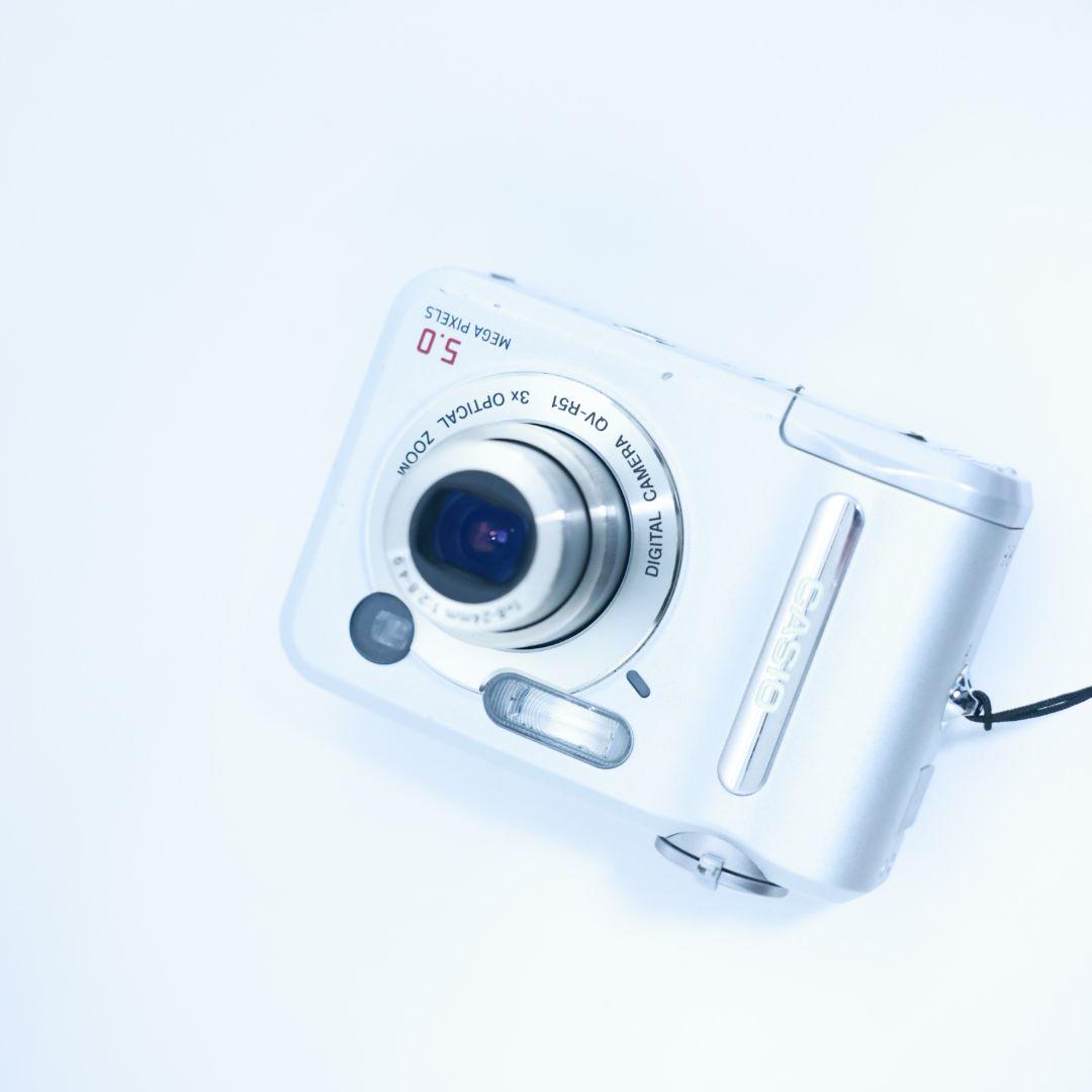 スマホ転送可 CASIOデジタルカメラ メモリーカード電池付き コンデジ