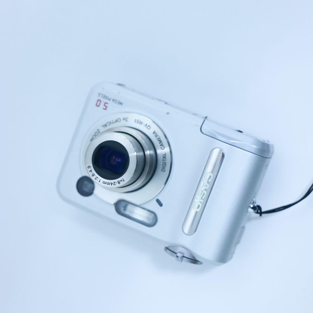 スマホ転送可 CASIOデジタルカメラ メモリーカード電池付き コンデジ