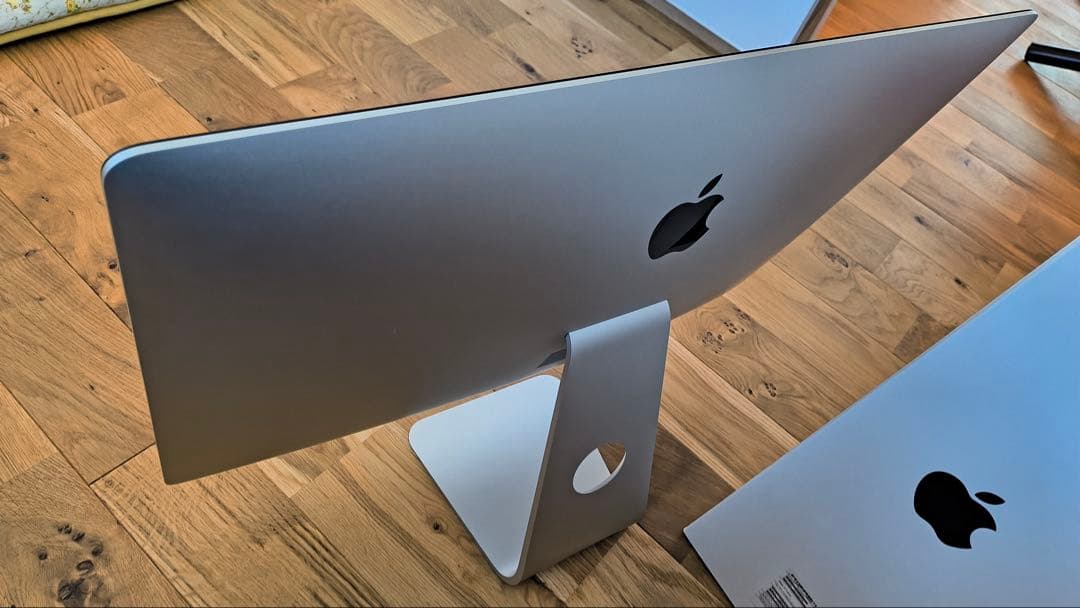 Macデスクトップ iMac 2019 27 i9 Radeon Pro580x